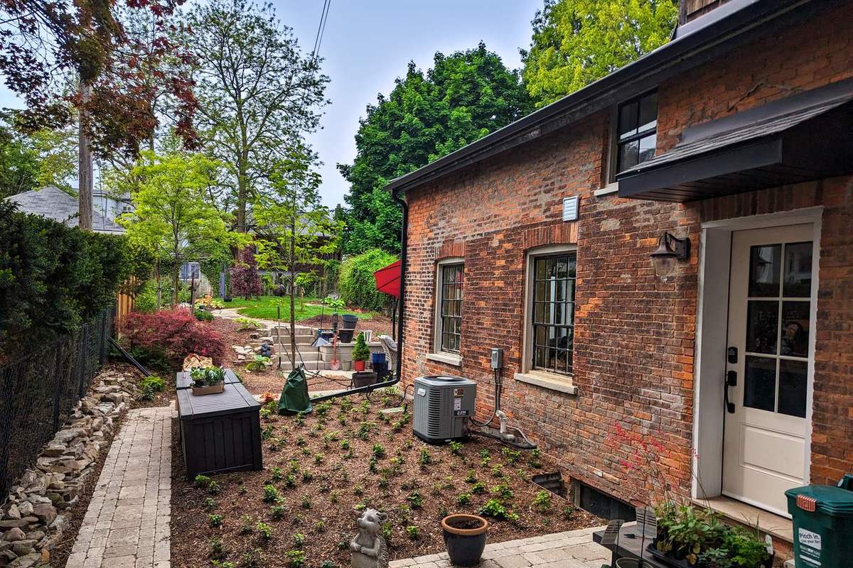 Century Home Landscape: Side Yard